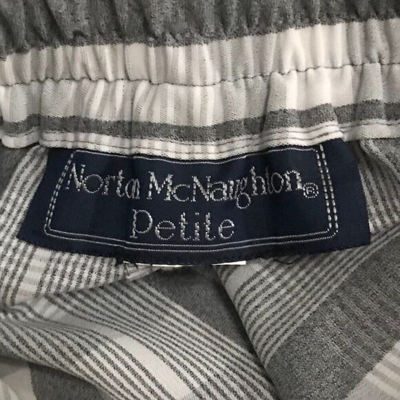 Vintage 90s Gray Plaid 2 Piece Set Preppy Business Casual Button Up Top & Shorts - Picture 9 of 10